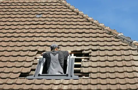 Pose de velux - La Tessoualle